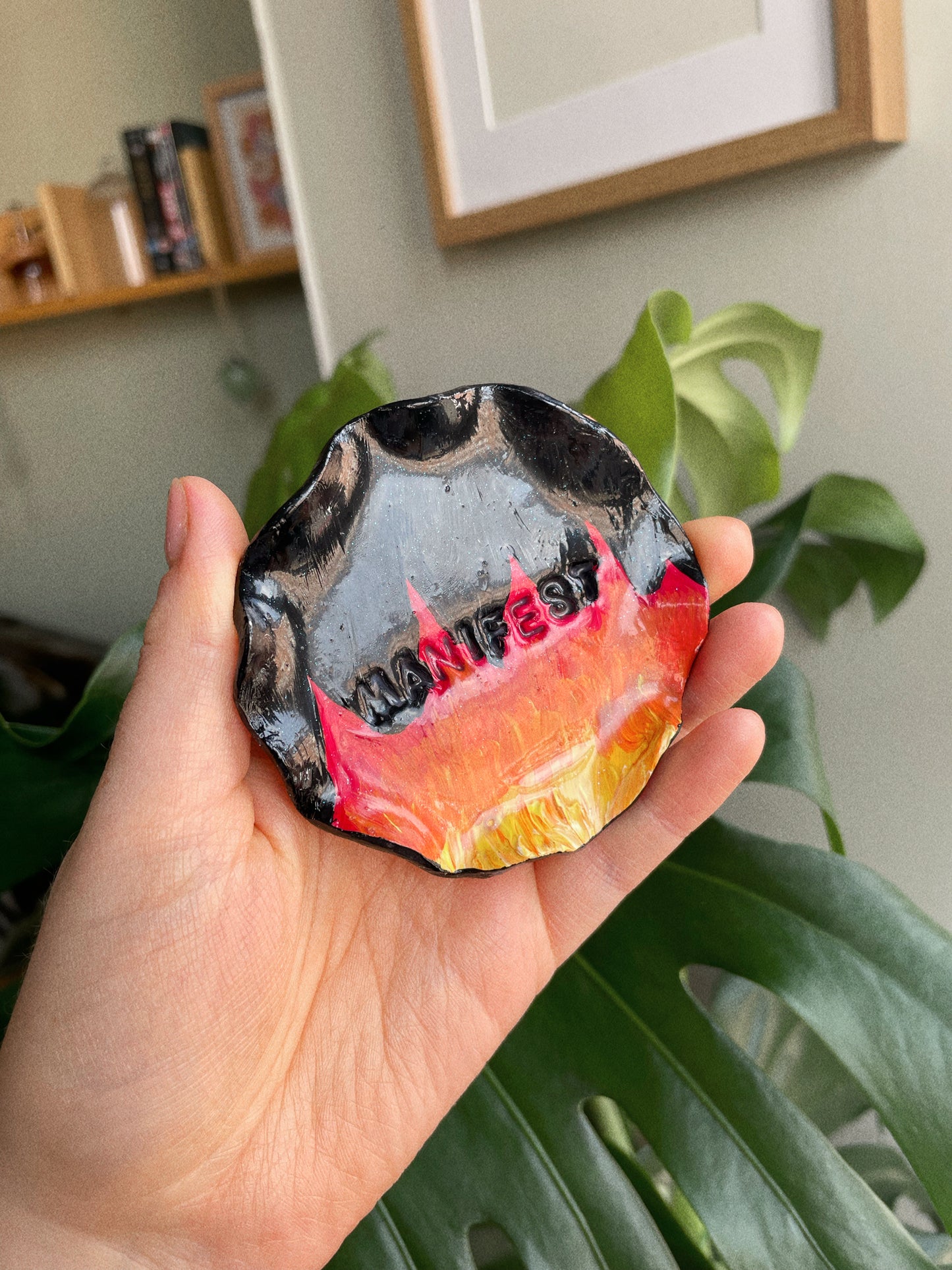 Manifest Wavey Trinket Dish